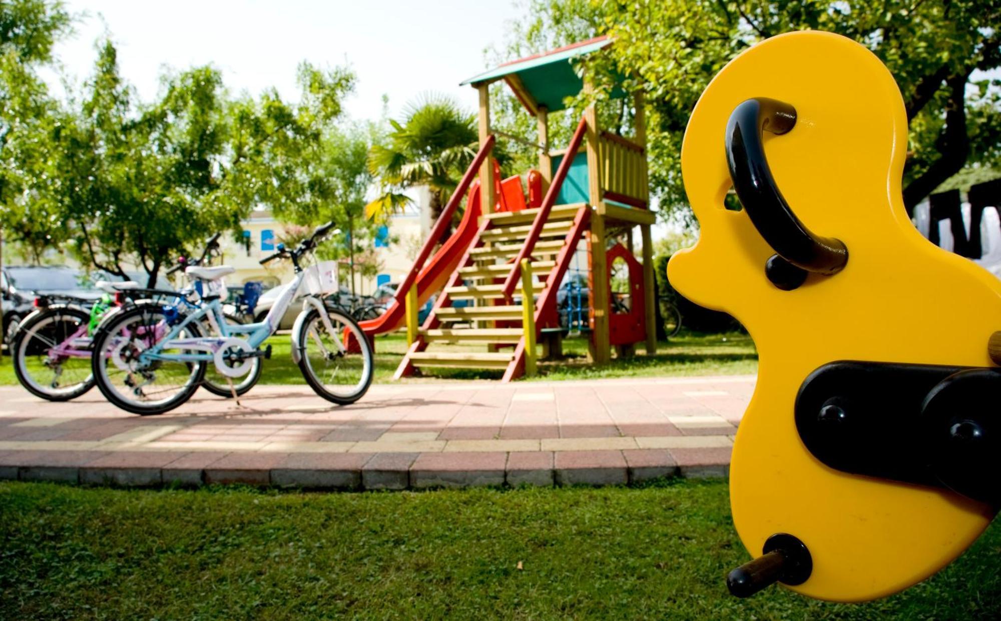 Junior Family Hotel Cavallino-Treporti Ngoại thất bức ảnh